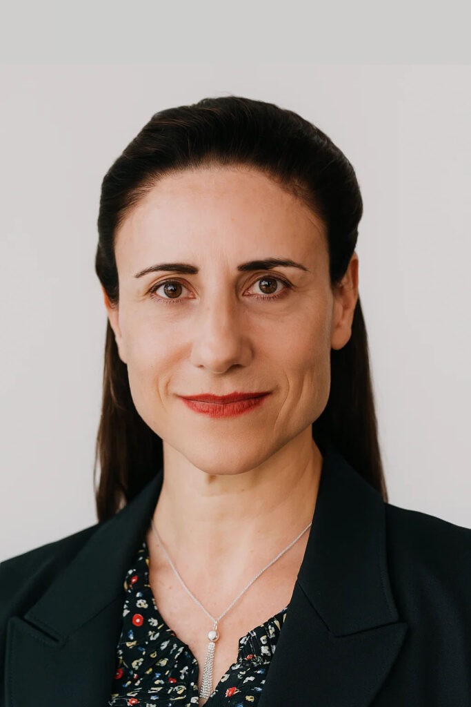 Dr Amanda Smith, DPhil, MIP